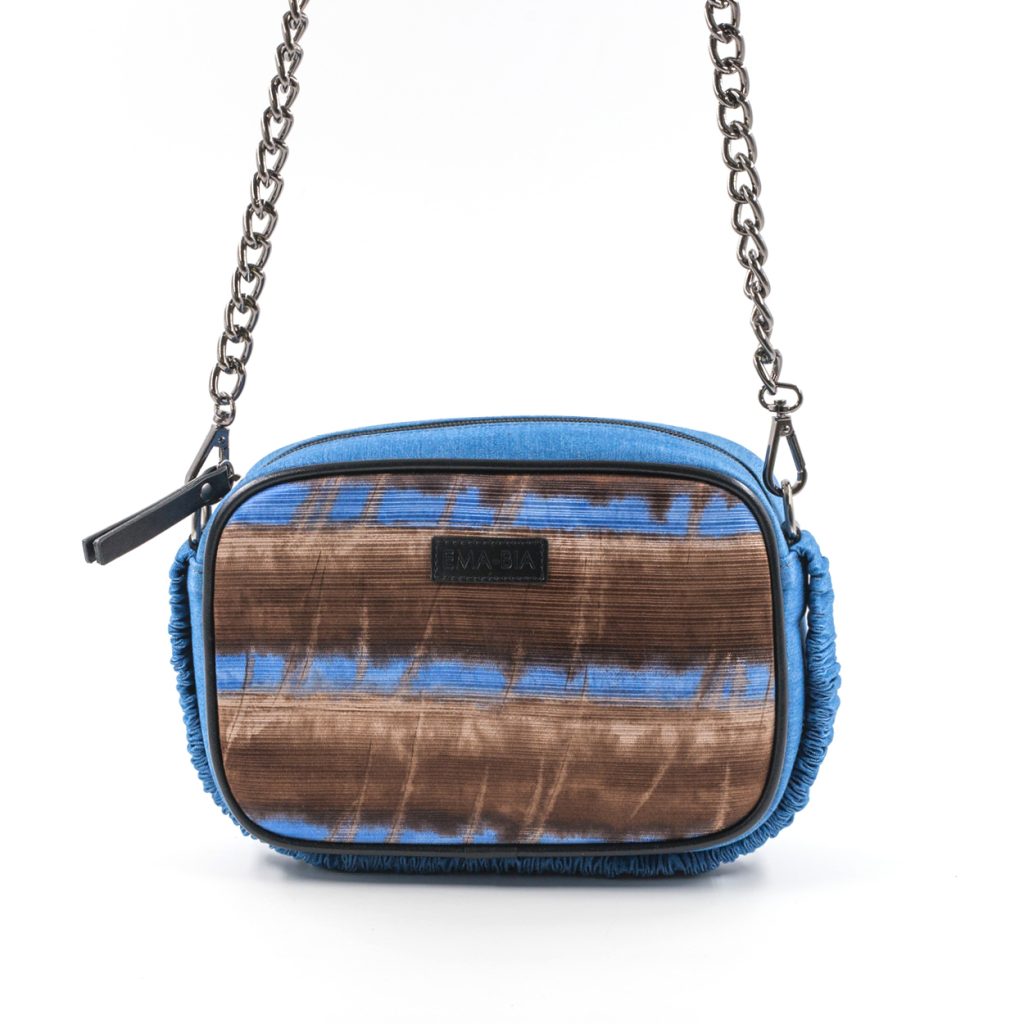 Borsa a tracolla in jeans e seta con stampa fantasia