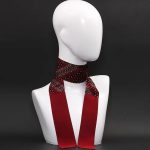 Foulard in pura seta rossa con stampa