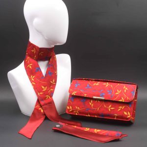 Kit Clutch borsa e foulard rosso