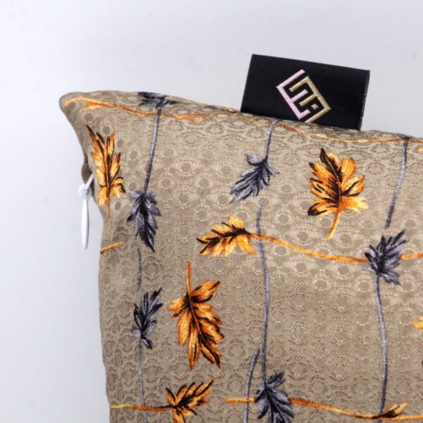 Cuscini rettangolari decorativi in seta beige Silky Pillows Rectangular